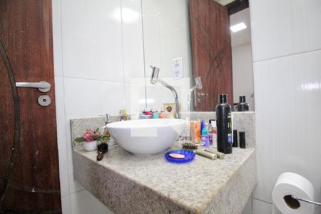 Banheiro da Suíte 1 de casa para alugar com 3 quartos, 107m² em Garcia, Salvador