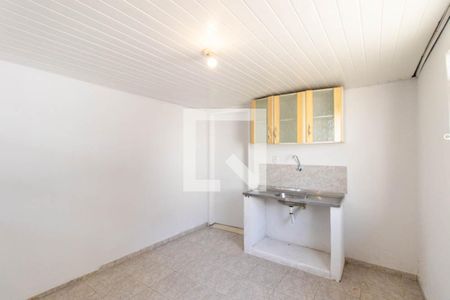 Sala/Cozinha de kitnet/studio para alugar com 1 quarto, 30m² em Novo Mundo, Curitiba