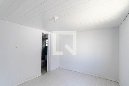 Quarto  de kitnet/studio para alugar com 1 quarto, 30m² em Novo Mundo, Curitiba