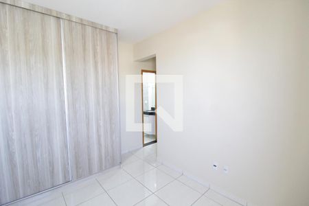 Quarto 2 - Suíte de apartamento para alugar com 2 quartos, 50m² em Santa Mônica, Uberlândia