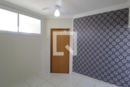 Sala de apartamento para alugar com 2 quartos, 50m² em Santa Mônica, Uberlândia