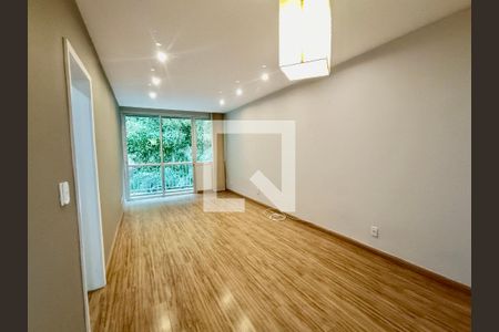 Sala de apartamento à venda com 2 quartos, 93m² em Lagoa, Rio de Janeiro