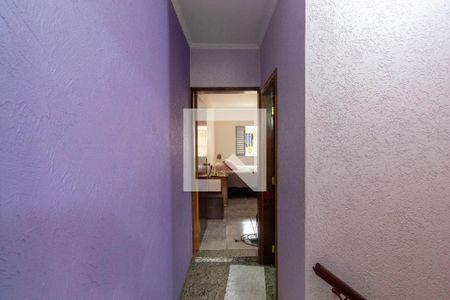 Banheiro Corredor de casa à venda com 2 quartos, 140m² em Vila Londrina, São Paulo