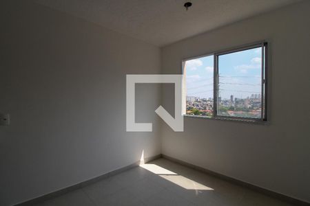 Sala/Cozinha de apartamento para alugar com 2 quartos, 32m² em Jardim Celeste, São Paulo