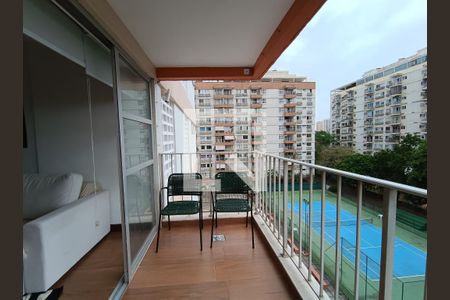 Varanda de apartamento para alugar com 2 quartos, 70m² em Barra da Tijuca, Rio de Janeiro