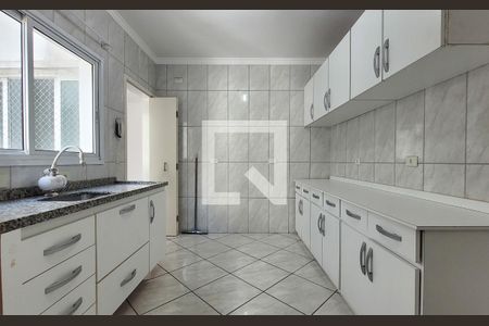 Apartamento à venda com 150m², 3 quartos e 2 vagas Apartamento à venda com 150m², 3 quartos e 2 vagasCozinha
