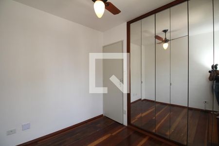 Quarto 1 de apartamento para alugar com 3 quartos, 72m² em Jardim Londrina, São Paulo