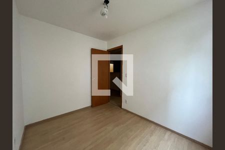 Quarto 1 de apartamento para alugar com 2 quartos, 72m² em Parque Santa Rosa, Suzano