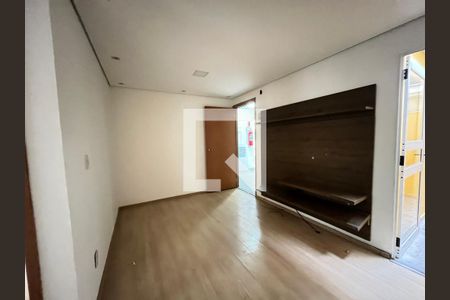 Sala de apartamento para alugar com 2 quartos, 72m² em Parque Santa Rosa, Suzano