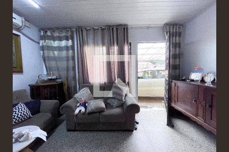 Sala de casa à venda com 5 quartos, 114m² em Padre Reus, São Leopoldo