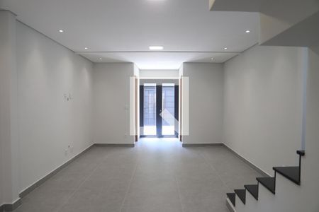 Sala de casa à venda com 3 quartos, 130m² em Mirandópolis, São Paulo