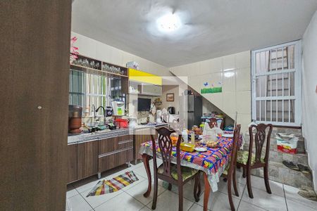 Apartamento para alugar com 250m², 4 quartos e 2 vagas Apartamento para alugar com 250m², 4 quartos e 2 vagasCozinha