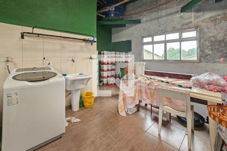 Apartamento para alugar com 250m², 4 quartos e 2 vagas Apartamento para alugar com 250m², 4 quartos e 2 vagasÁrea de serviço