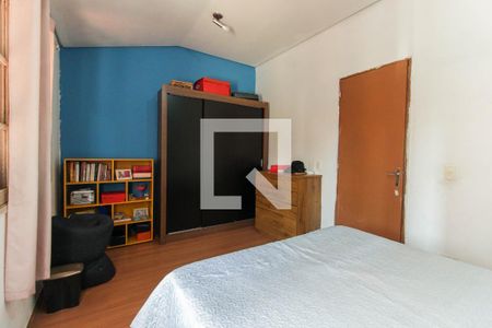 Quarto 2 de casa de condomínio à venda com 2 quartos, 100m² em Vila Carmosina, São Paulo