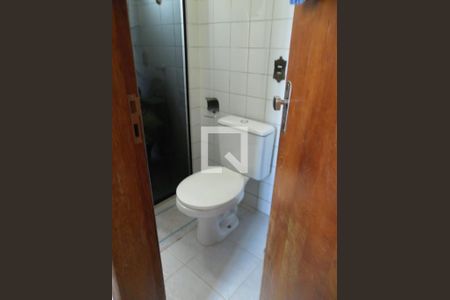 Banheiro de apartamento à venda com 3 quartos, 68m² em Tirol, Contagem