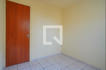 Quarto 1 de apartamento para alugar com 2 quartos, 40m² em Rubem Berta, Porto Alegre