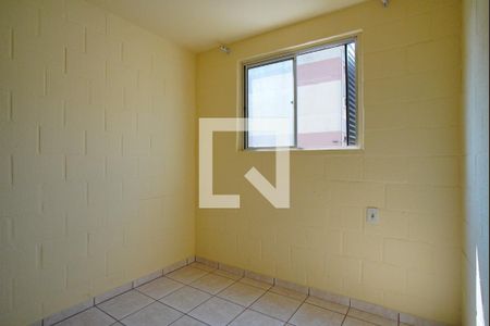 Quarto 2 de apartamento para alugar com 2 quartos, 40m² em Rubem Berta, Porto Alegre