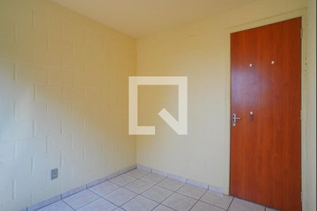 Quarto 2 de apartamento para alugar com 2 quartos, 40m² em Rubem Berta, Porto Alegre