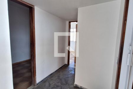 Corredor de casa para alugar com 3 quartos, 75m² em Centro, Duque de Caxias