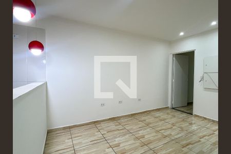 Sala de casa para alugar com 1 quarto, 75m² em Jardim Regina, São Paulo