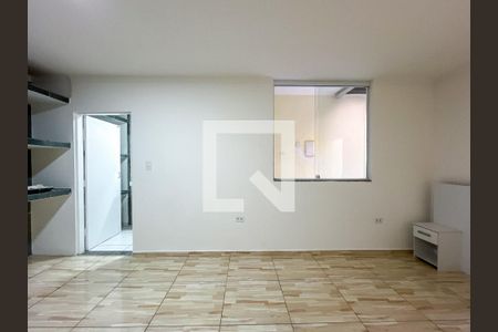 Quarto de casa para alugar com 1 quarto, 75m² em Jardim Regina, São Paulo