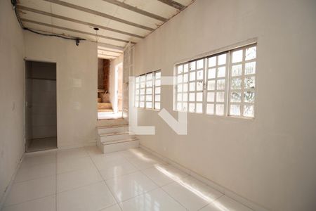 Sala/Cozinha de apartamento para alugar com 2 quartos, 100m² em Colônia Agrícola Samambaia, Brasília