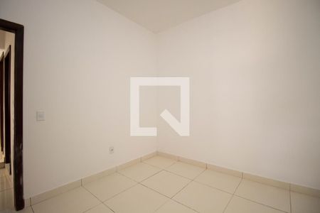 Quarto 1 de casa para alugar com 3 quartos, 100m² em Colônia Agrícola Samambaia, Brasília