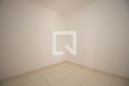 Quarto 1 de casa para alugar com 3 quartos, 100m² em Colônia Agrícola Samambaia, Brasília