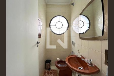 Lavabo de casa para alugar com 4 quartos, 142m² em Vila Mascote, São Paulo