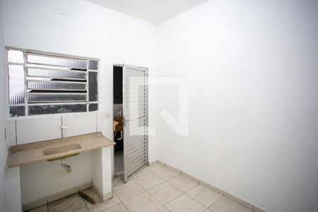 Cozinha de casa para alugar com 1 quarto, 50m² em Taboão, Diadema