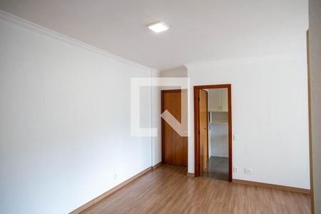 Sala de apartamento para alugar com 3 quartos, 100m² em Funcionários, Belo Horizonte