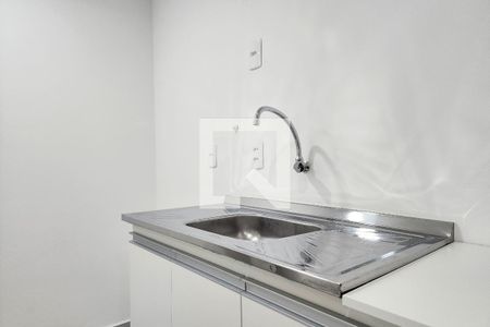 Cozinha de kitnet/studio para alugar com 1 quarto, 35m² em Centro, Rio de Janeiro