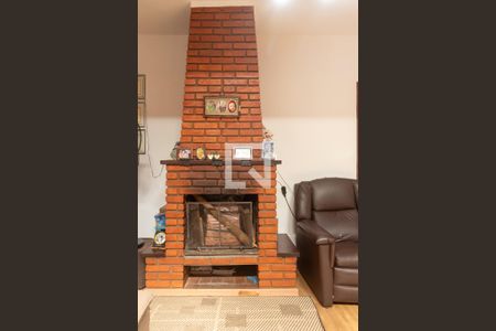 Casa para alugar com 300m², 4 quartos e 6 vagas Casa para alugar com 300m², 4 quartos e 6 vagasSala de TV