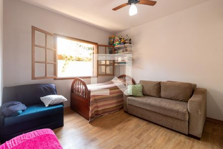 Casa para alugar com 300m², 4 quartos e 6 vagas Casa para alugar com 300m², 4 quartos e 6 vagasQuarto 4