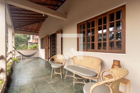 Casa para alugar com 300m², 4 quartos e 6 vagas Casa para alugar com 300m², 4 quartos e 6 vagasVaranda da Sala