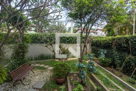 Casa para alugar com 300m², 4 quartos e 6 vagas Casa para alugar com 300m², 4 quartos e 6 vagasVista do Quarto 3