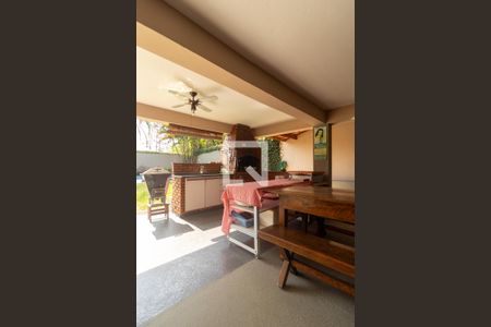 Casa para alugar com 300m², 4 quartos e 6 vagas Casa para alugar com 300m², 4 quartos e 6 vagasÁrea comum