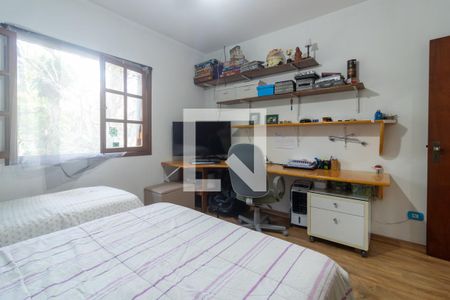 Casa para alugar com 300m², 4 quartos e 6 vagas Casa para alugar com 300m², 4 quartos e 6 vagasQuarto 2