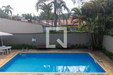 Casa para alugar com 300m², 4 quartos e 6 vagas Casa para alugar com 300m², 4 quartos e 6 vagasPiscina