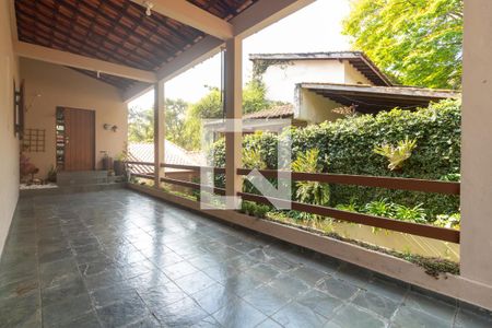 Casa para alugar com 300m², 4 quartos e 6 vagas Casa para alugar com 300m², 4 quartos e 6 vagasGaragem