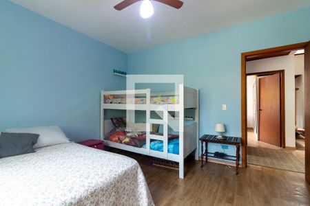 Casa para alugar com 300m², 4 quartos e 6 vagas Casa para alugar com 300m², 4 quartos e 6 vagasQuarto 3