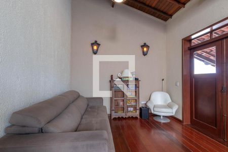 Sala de casa de condomínio à venda com 4 quartos, 350m² em , Itabirito