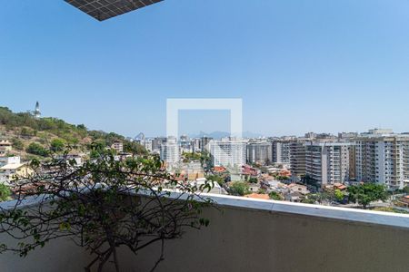 Sala de apartamento para alugar com 2 quartos, 80m² em Santa Rosa, Niterói