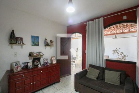 Sala de casa à venda com 4 quartos, 450m² em Rio Branco, Belo Horizonte