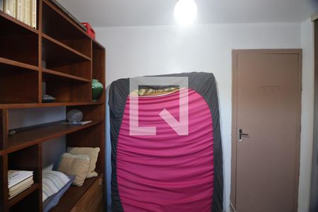 Quarto 2 de casa de condomínio para alugar com 2 quartos, 70m² em Rio Branco, Canoas