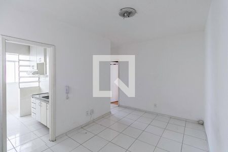 Sala de apartamento à venda com 2 quartos, 51m² em Indaiá, Belo Horizonte