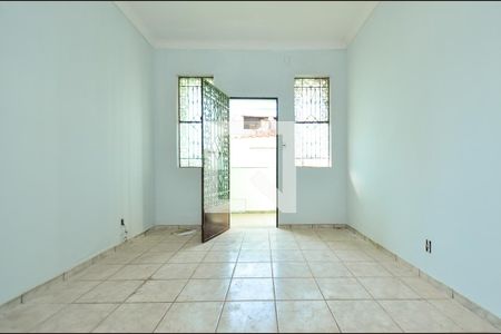 Sala de casa para alugar com 3 quartos, 200m² em Santa Efigênia, Belo Horizonte