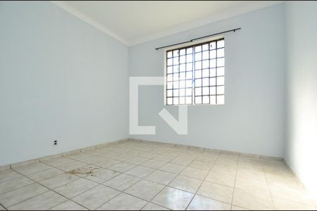 Quarto2 de casa para alugar com 3 quartos, 200m² em Santa Efigênia, Belo Horizonte