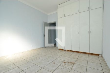 Quarto2 de casa para alugar com 3 quartos, 200m² em Santa Efigênia, Belo Horizonte