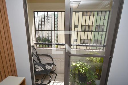 Varanda da Sala de apartamento para alugar com 3 quartos, 70m² em Jardim das Flores, São Paulo